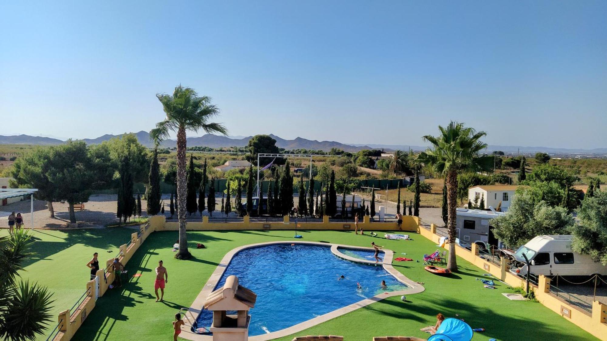 Espacio Finca Alegria - Rural Houses, Hostel, Campsite & Wellness Center Cartagena Exterior photo